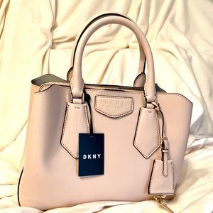 NWT DKNY Purse